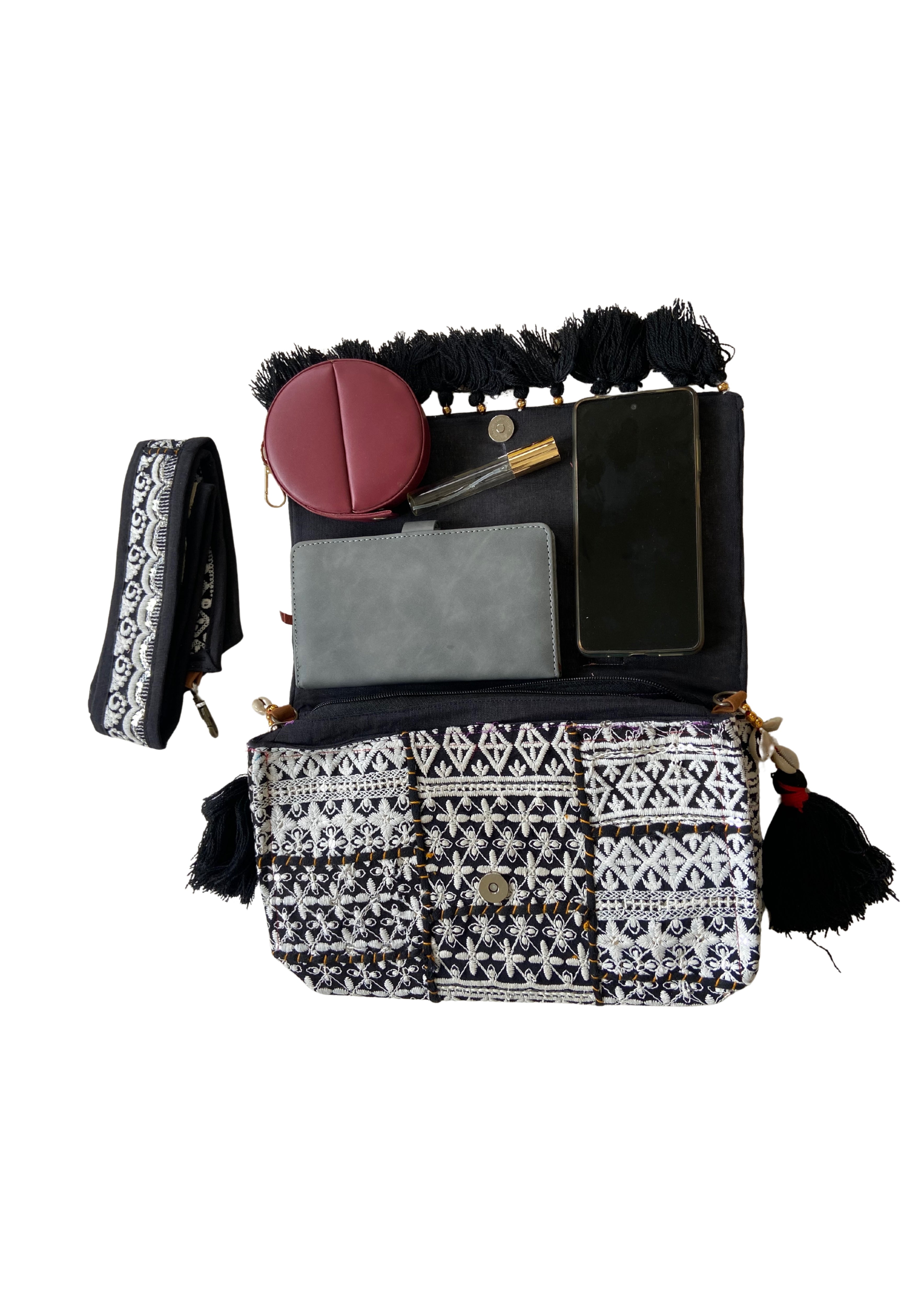 Ruhi - Soulful Elegance in Monochrome - Banjara Bags