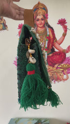 Ruhi - Luxury Handheld in Emerald Green